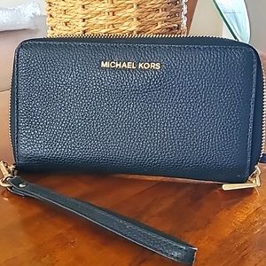 MK Large Leather Smartphone Wristlet